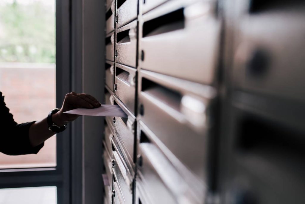 copropriete-comment-une-boite-aux-lettres-collective-ameliore-t-elle-la-gestion-du-courrier